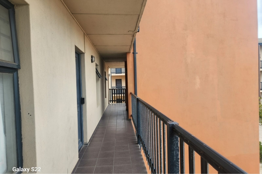 2 Bedroom Property for Sale in Parklands Western Cape